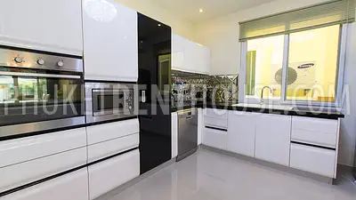 RAW19557: Charming Villa with Five Bedrooms at Rawai - Nai Harn. Fotoğraf #14