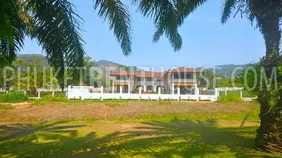 KTH19564: Great Golf View 4 bedroom Villa at Loch Palm Kathu. Photo #8