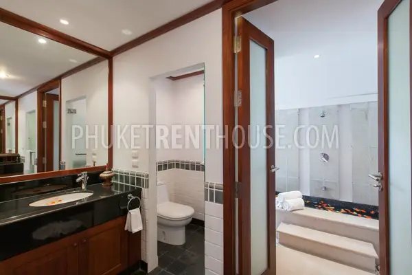 KAT19573: Nice 3 Bedroom Villa with Swimming Pool - Kata and Kata Noi Beaches. Fotoğraf #12