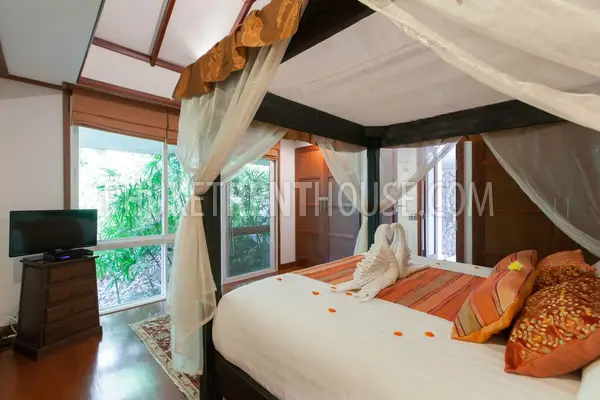 KAT19573: Nice 3 Bedroom Villa with Swimming Pool - Kata and Kata Noi Beaches. Fotoğraf #16