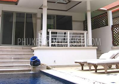 KAT19577: 3 Bedroom Villa with Swimming Pool close to Kata Beach. Photo #4