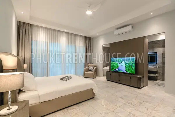 BAN23013: Luxury Modern 7 bedroom residence near Bang Tao beach.. Photo #16