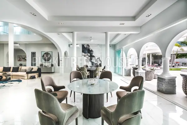 BAN23013: Luxury Modern 7 bedroom residence near Bang Tao beach.. Photo #83