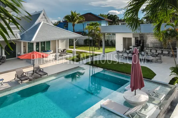 BAN23013: Luxury Modern 7 bedroom residence near Bang Tao beach.. Photo #114