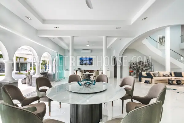 BAN23013: Luxury Modern 7 bedroom residence near Bang Tao beach.. Photo #125