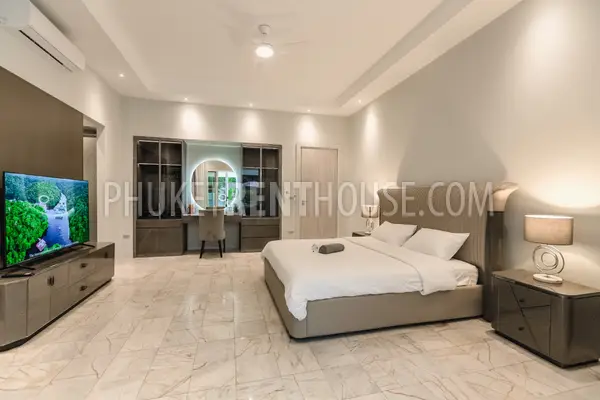 BAN23013: Luxury Modern 7 bedroom residence near Bang Tao beach.. Photo #20