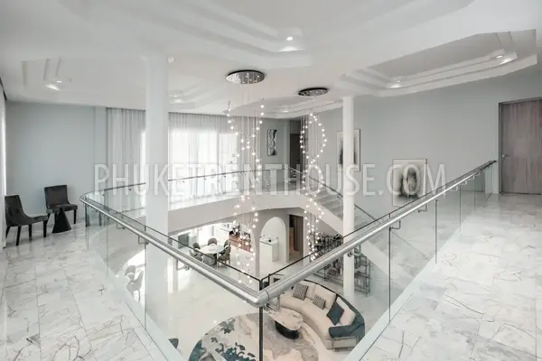 BAN23013: Luxury Modern 7 bedroom residence near Bang Tao beach.. Photo #33