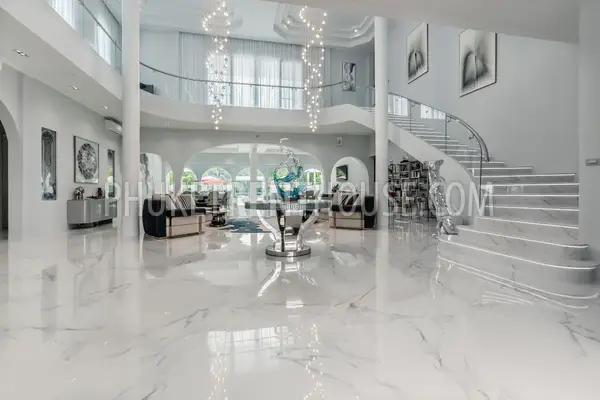 BAN23013: Luxury Modern 7 bedroom residence near Bang Tao beach.. Photo #28