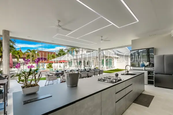 BAN23013: Luxury Modern 7 bedroom residence near Bang Tao beach.. Photo #35