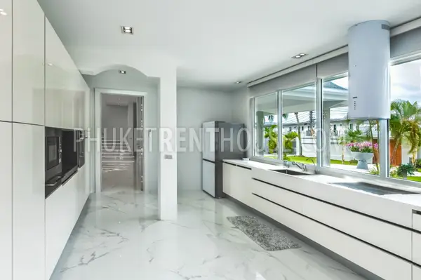 BAN23013: Luxury Modern 7 bedroom residence near Bang Tao beach.. Photo #49