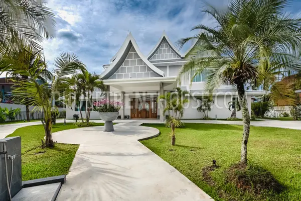 BAN23013: Luxury Modern 7 bedroom residence near Bang Tao beach.. Photo #121