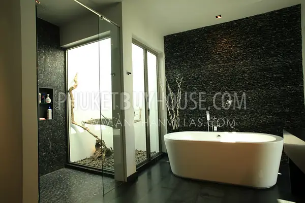 LAY3409: Anchan Villas IV: Luxury 4-Bedroom Pool Villas in Layan. Photo #3