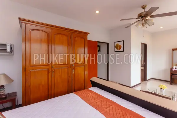 CHE3410: Phuket Grand Villa in Surin Beach Location. Fotoğraf #10