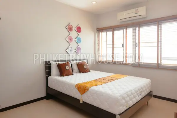CHE3410: Phuket Grand Villa in Surin Beach Location. Fotoğraf #16