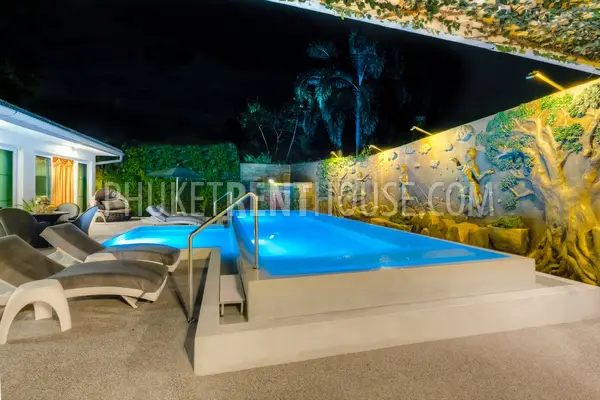 BAN19632: Stylish 4 Bedroom Villa with Italian design near Bang Tao beach. Photo #2