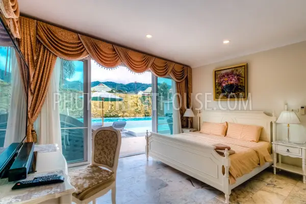 BAN19632: Stylish 4 Bedroom Villa with Italian design near Bang Tao beach. Photo #19