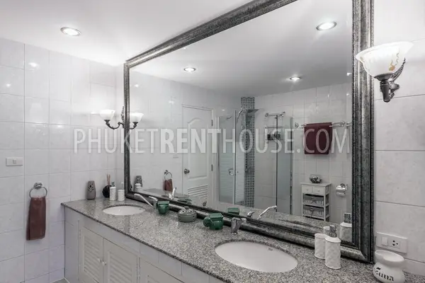 BAN19632: Stylish 4 Bedroom Villa with Italian design near Bang Tao beach. Photo #35