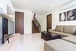 BAN19649: Modern Villa with 5 Bedrooms in Laguna Area. Thumbnail #7