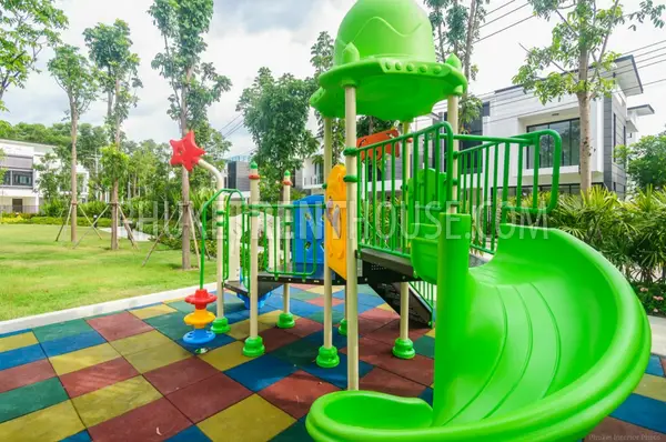 BAN19649: Modern Villa with 5 Bedrooms in Laguna Area. Photo #17