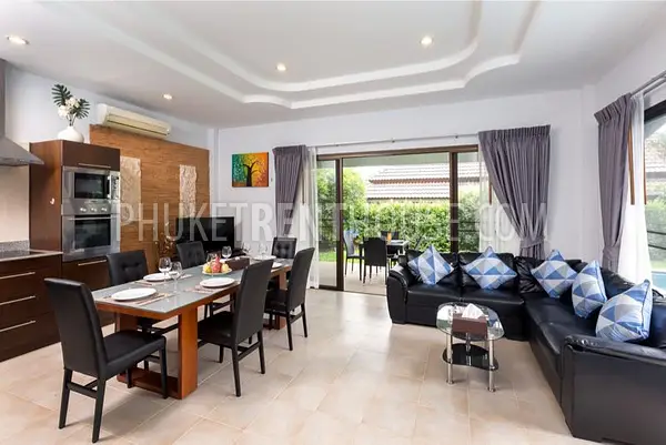 KAR19653: 3 Bedroom Pool Villa at Karon. Photo #3