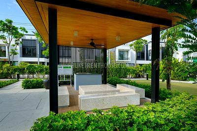 BAN19660: Exclusive 3-Bedroom Townhouse at Laguna. Photo #2