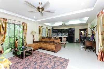 NAI19667: Luxury 3-Bedroom Villa for Rent, Nai Harn Beach. Photo #9