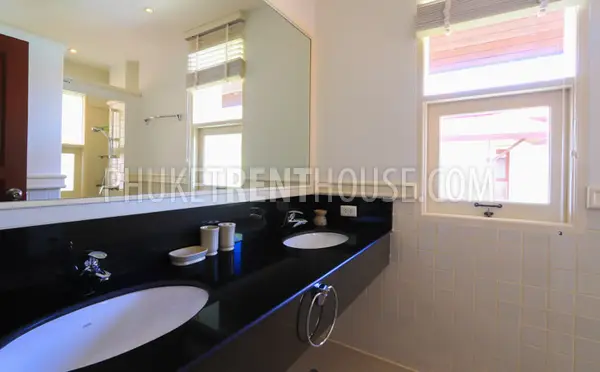 BAN19668: Fully furnished villa with Private Pool at Laguna Area. Фото #16