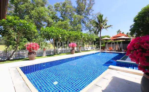 BAN19668: Fully furnished villa with Private Pool at Laguna Area. Фото #26