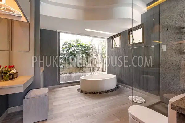 KAR19307: 3 Bedroom Pool Villa in Karon. Photo #11