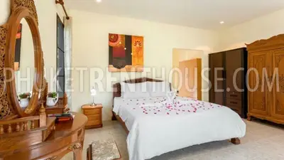 KAR19310: 4 Bedroom Modern Villa near Karon Beach. Photo #5