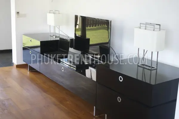 LAY19316: Luxury 4-Bedroom Villa, Layan Beach. Photo #1