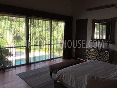 LAY19315: Elegant 4-Bedroom Villa at Layan Beach. Photo #10