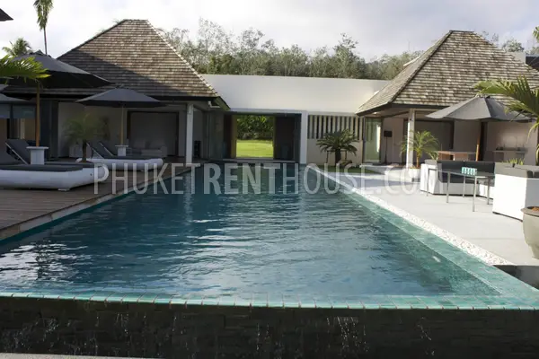 LAY19316: Luxury 4-Bedroom Villa, Layan Beach. Photo #6