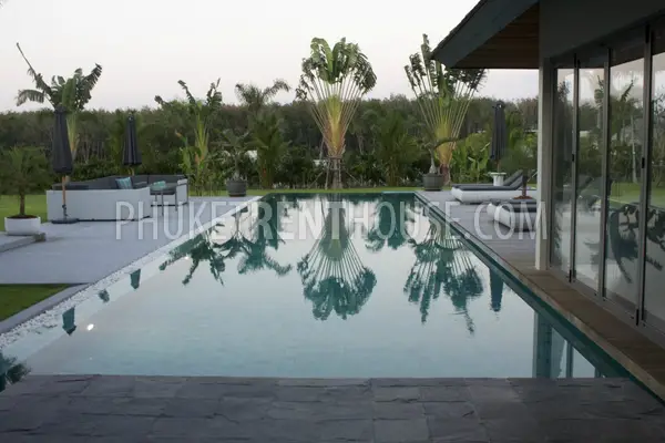 LAY19316: Luxury 4-Bedroom Villa, Layan Beach. Photo #22
