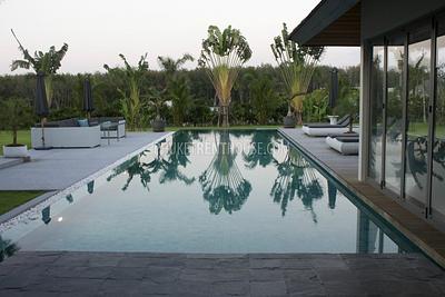 LAY19316: Luxury 4-Bedroom Villa, Layan Beach. Photo #22