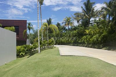 LAY19316: Luxury 4-Bedroom Villa, Layan Beach. Photo #62