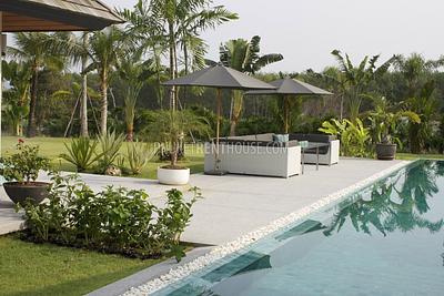 LAY19316: Luxury 4-Bedroom Villa, Layan Beach. Photo #54