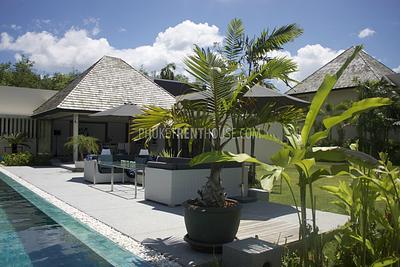 LAY19316: Luxury 4-Bedroom Villa, Layan Beach. Photo #68