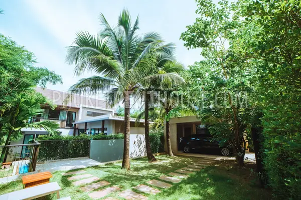 BAN19348: 3-Bedroom  Villa within 800 meters to the Bang tao beach. Fotoğraf #2