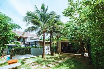 BAN19348: 3-Bedroom  Villa within 800 meters to the Bang tao beach. Photo #2
