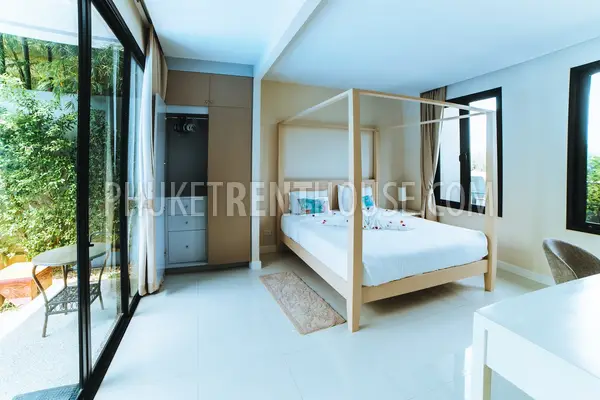 BAN19348: 3-Bedroom  Villa within 800 meters to the Bang tao beach. Fotoğraf #11