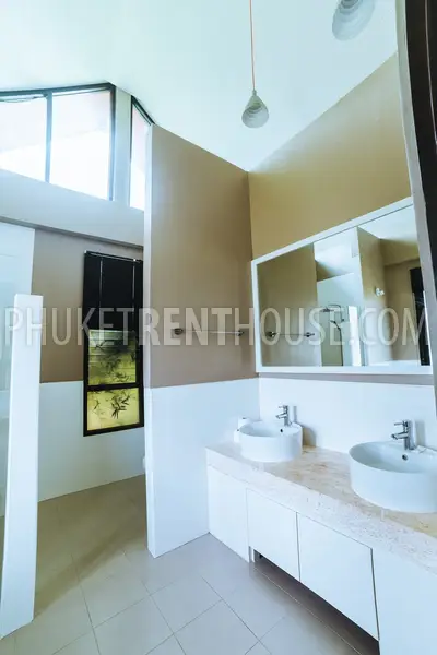BAN19348: 3-Bedroom  Villa within 800 meters to the Bang tao beach. Fotoğraf #6