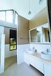 BAN19348: 3-Bedroom  Villa within 800 meters to the Bang tao beach. Thumbnail #6