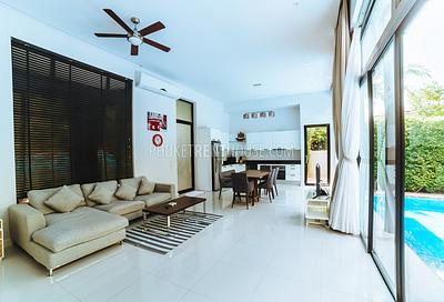 BAN19348: 3-Bedroom  Villa within 800 meters to the Bang tao beach. Photo #8