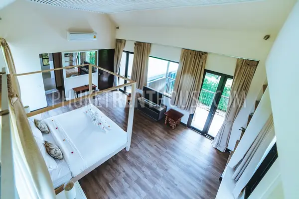 BAN19348: 3-Bedroom  Villa within 800 meters to the Bang tao beach. Fotoğraf #22