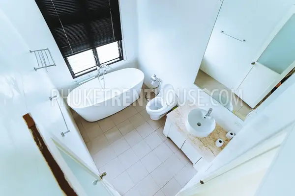 BAN19348: 3-Bedroom  Villa within 800 meters to the Bang tao beach. Fotoğraf #18