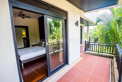BAN19350: 3 Bedroom lovely Apartment - walking distance to Bangtao beach. Photo #9