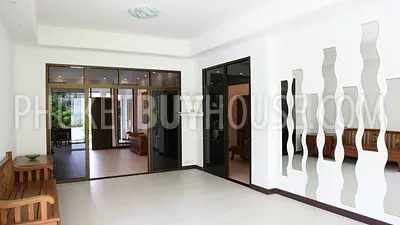 RAW3353: Urgent!!! Hot deal! Very Spacious European Villa in Rawai from the owner. Freehold.. Fotoğraf #5