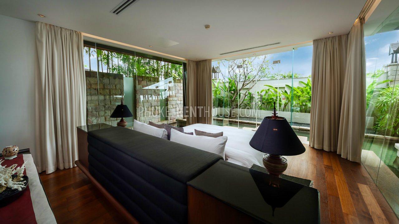 KOH19361: Incredible Villa 5 bedrooms in Royal Phuket Marina. Photo #14