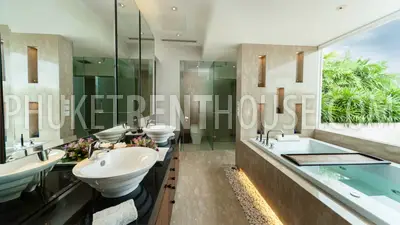 KOH19361: Incredible Villa 5 bedrooms in Royal Phuket Marina. Photo #22